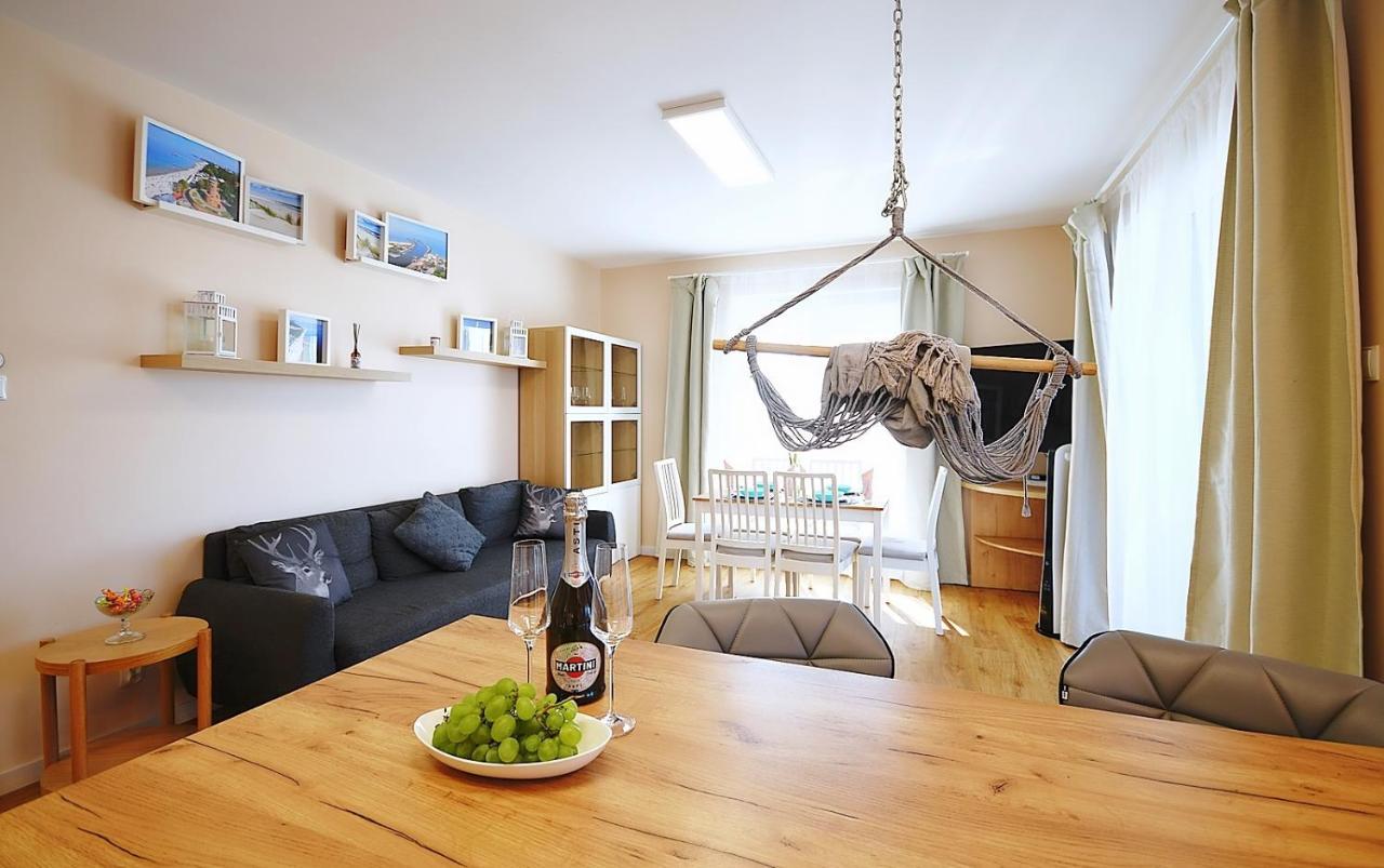 Apartament Premium Mikiniki Kolobrzeg Apartment Exterior photo